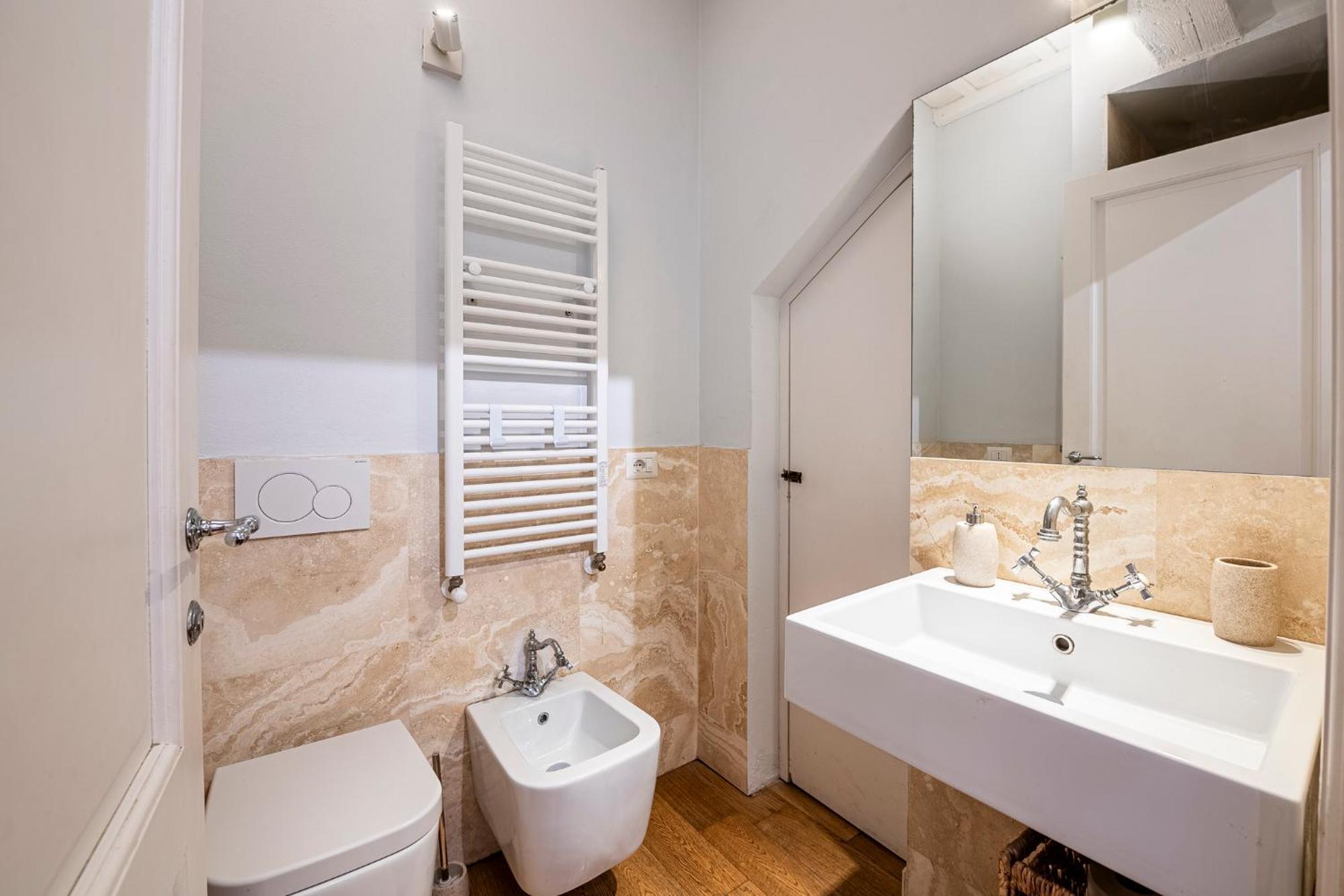 Suite In Pz. Michelangelo: Due Camere Con Due Bagni Florence Luaran gambar